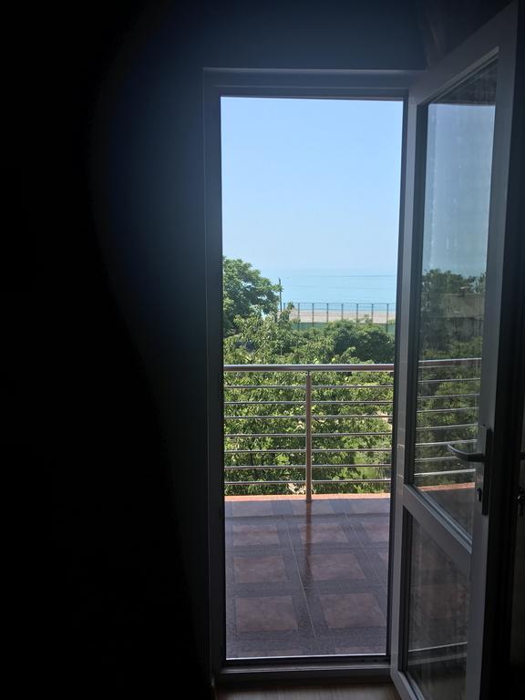 Kvariati - Guest House Exterior photo
